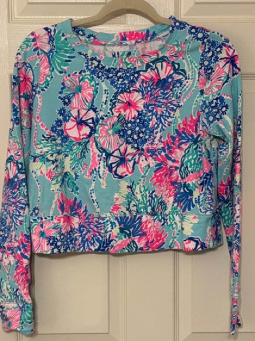 Lilly Pulitzer Luxletic Aqua Floral Crewneck Cropped Sweatshirt